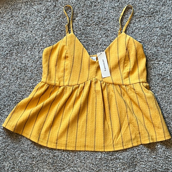 NWT-francesca's crop tank top small - Picture 1 of 5